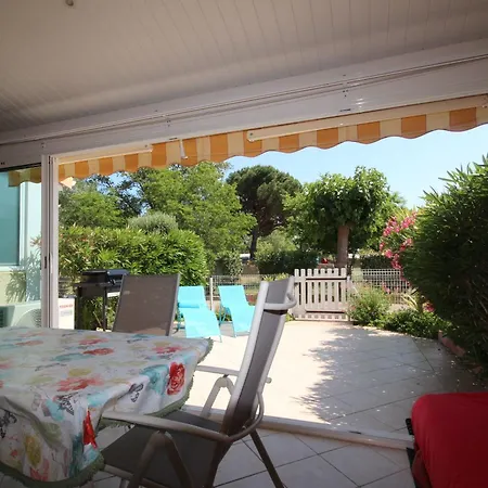 Jolie Maison De Climatisee, Wifi, 2 Terrasse Parking Privatif Plein Sud Dans Securisee Avec Piscine Commune 800 M De La Lrcs138 Portiragnes