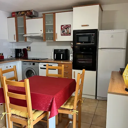 Jolie Maison De Climatisee, Wifi, 2 Terrasse Parking Privatif Plein Sud Dans Securisee Avec Piscine Commune 800 M De La Lrcs138