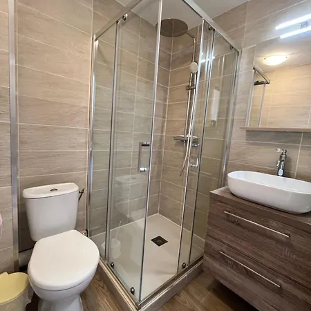 Jolie Maison De Climatisee, Wifi, 2 Terrasse Parking Privatif Plein Sud Dans Securisee Avec Piscine Commune 800 M De La Lrcs138 Vila